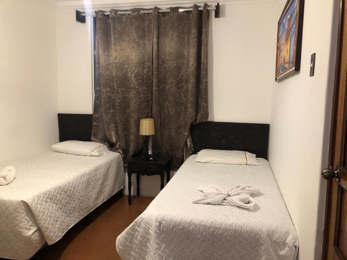 Hotel Mansion Del Rey Антигуа-Гватемала Экстерьер фото